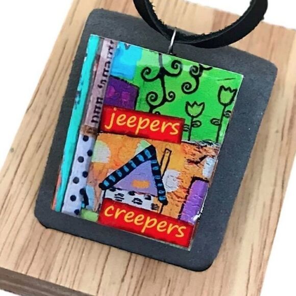 JEEPERS CREEPERS, WOODEN PENDANT NECKLACE - Picture 1 of 4